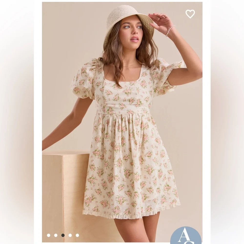 New with tags Altar’d state Lily floral mini dress